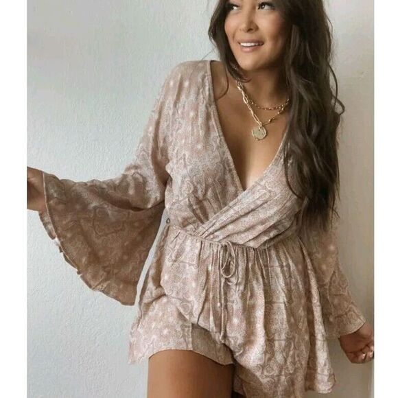 Paper Crane In My Flow Print Romper Bell Sleeve Rayon Size Medium L - Picture 1 of 5